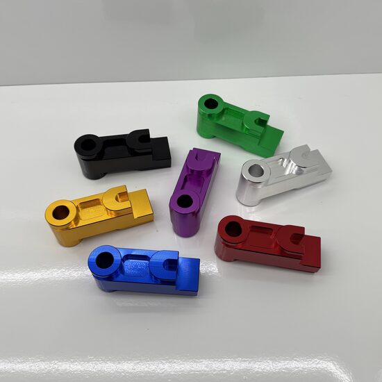 Simson S51 CNC Knochen Distanzstück Schwinge hinten eloxiert 